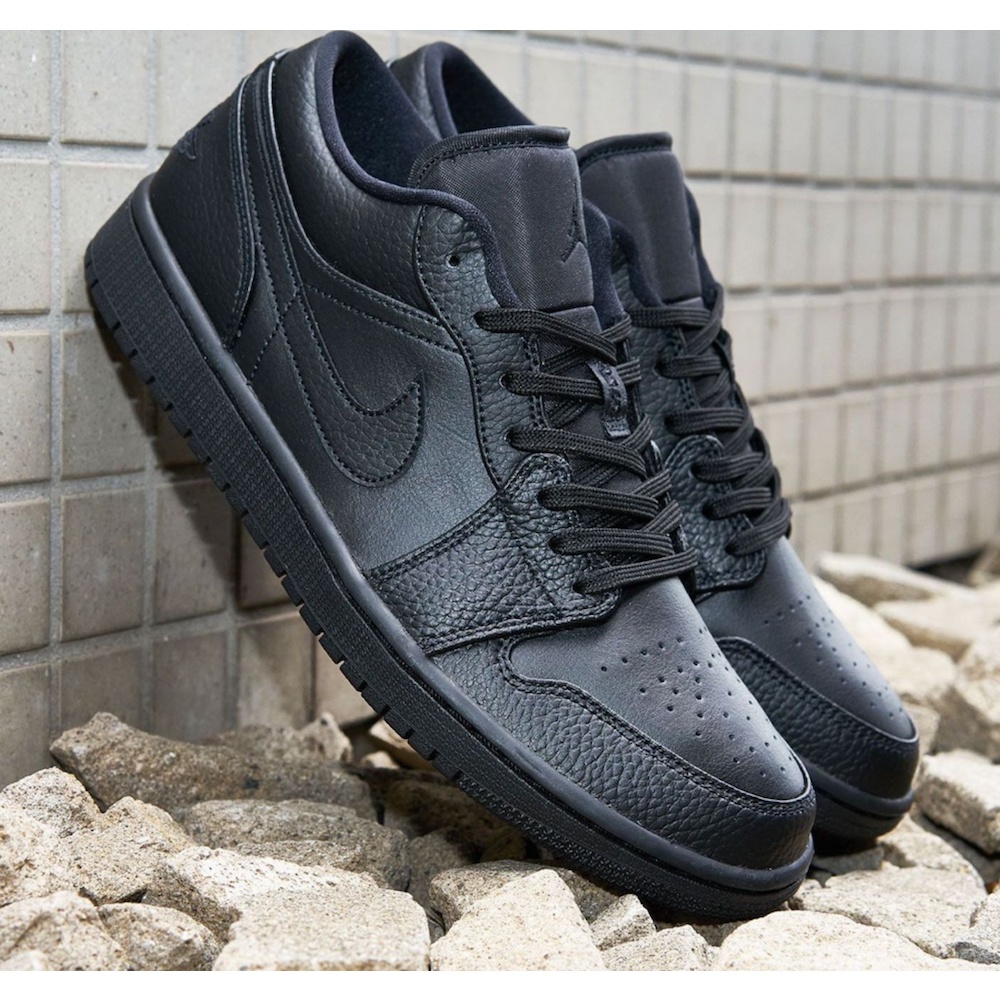GIÀY AIR JORDAN 1 LOW - *TRIPLE BLACK* - Code: 553558-091