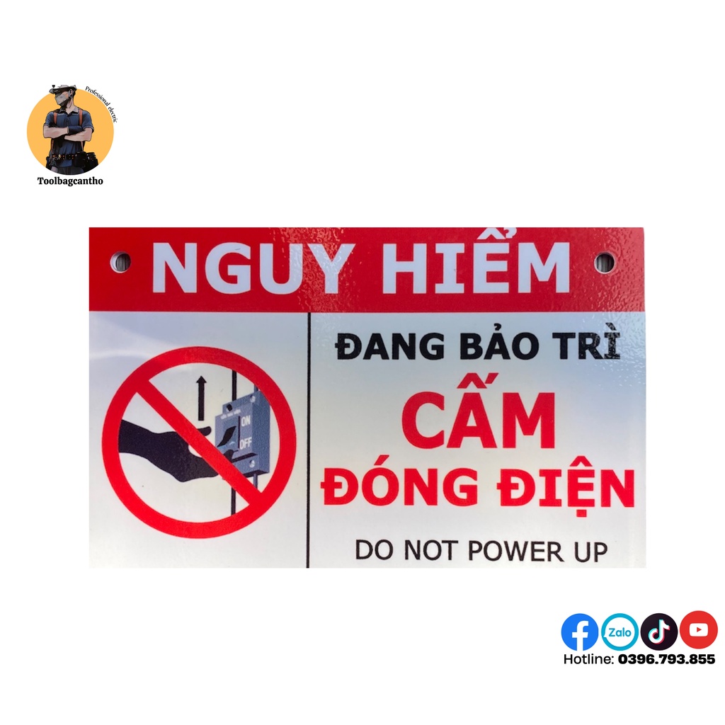 Biển báo an toàn: nguy hiểm đang sửa chữa điện