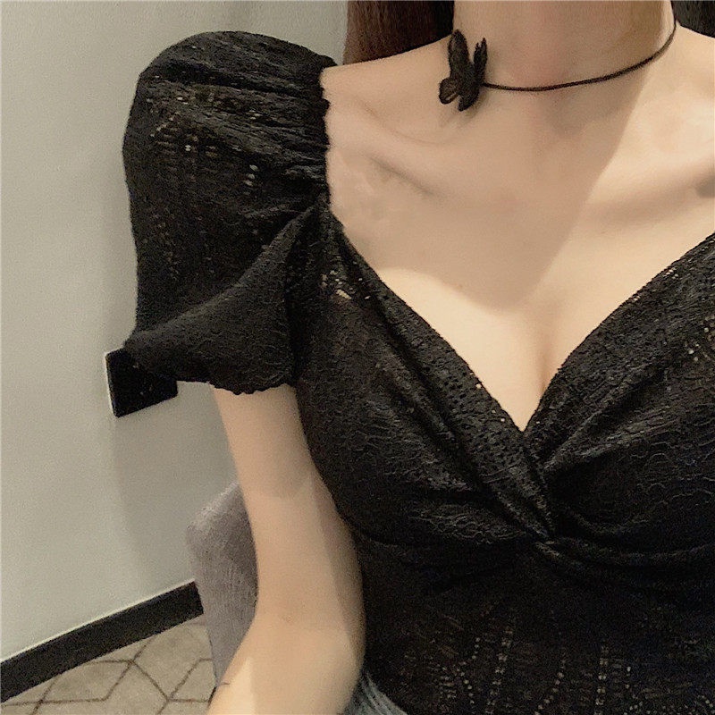 Áo Kiểu Tay Ngắn Cổ Chữ V Phối Ren Phong Cách Quyến Rũ