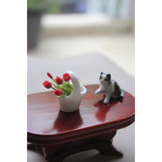 ST001 Giỏ hoa sứ