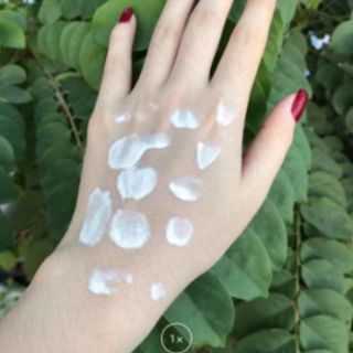 SIÊU TRẮNG-KEM BODY PHÂN TỬ NƯỚC