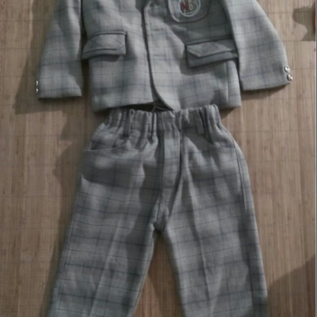 Bộ vest cho bé trai