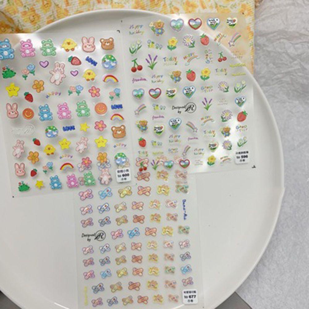 Miếng Dán Trang Trí Móng Tay 5D Hình Gấu Xinh Xắn