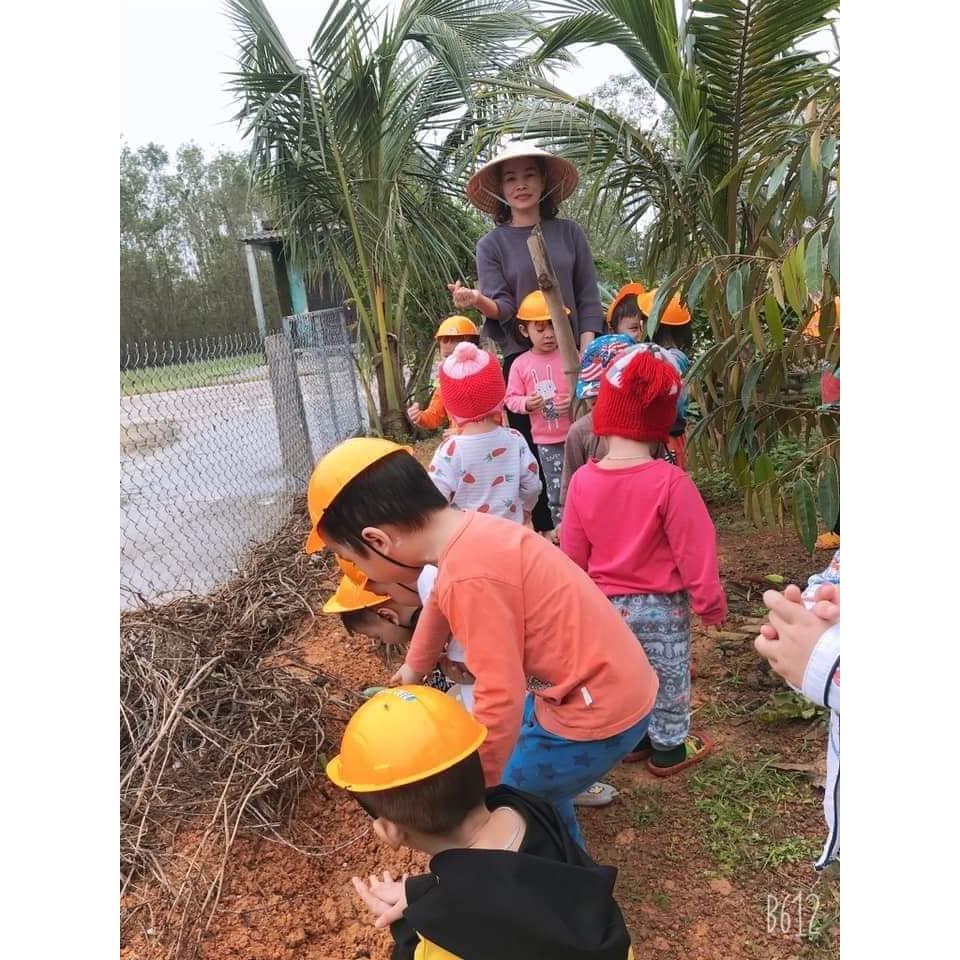 Mũ nhựa bảo hộ, mũ công nhân cho bé