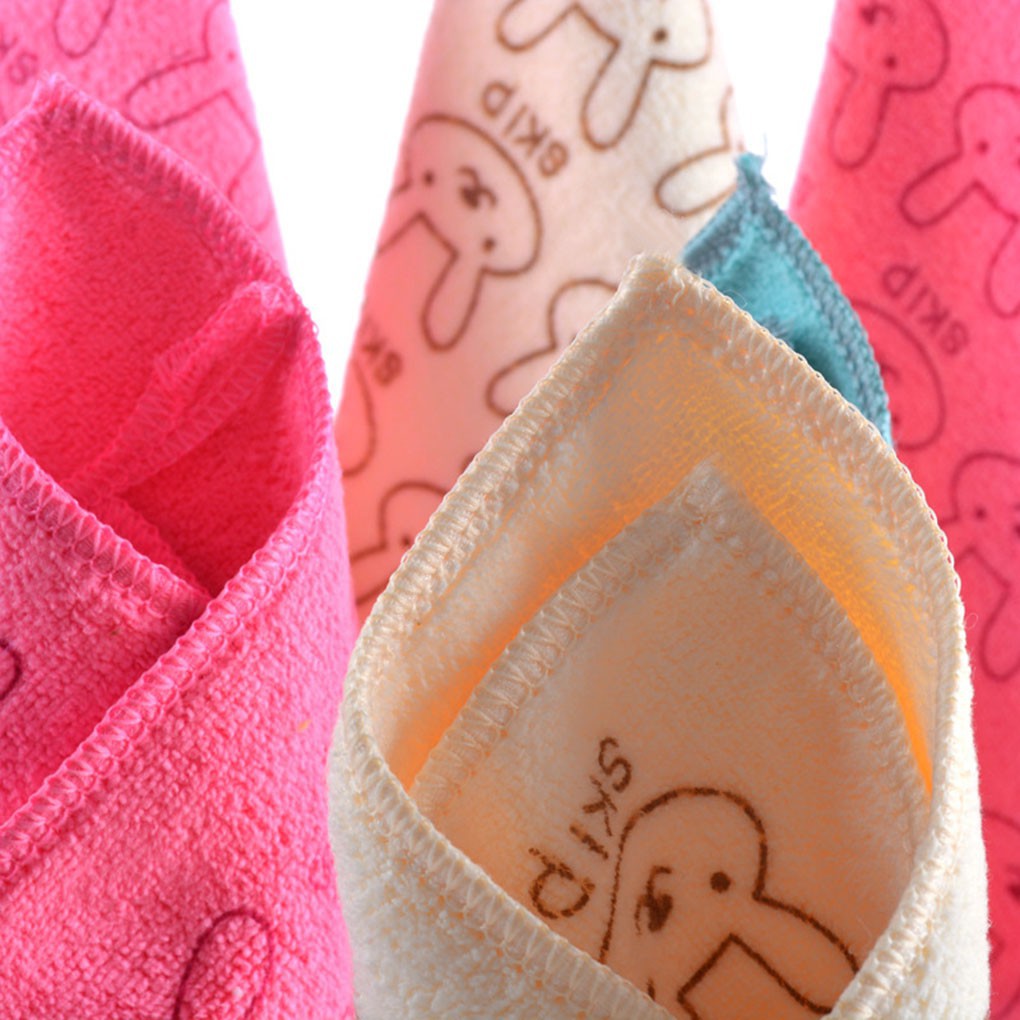 Khăn lau tay/mặt có móc treo họa tiết hình thỏ hoạt hình chất liệu sợi dệt cho bé