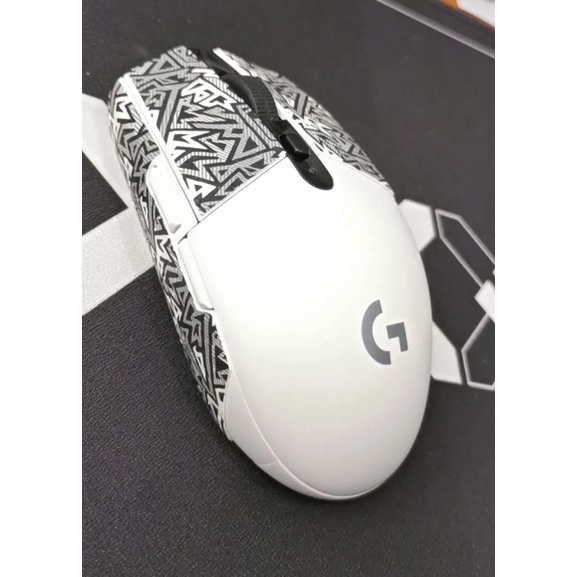 Suitable for Logitech G102 G304 mouse anti-skid sticker special side sweat-absorbing skin sticker