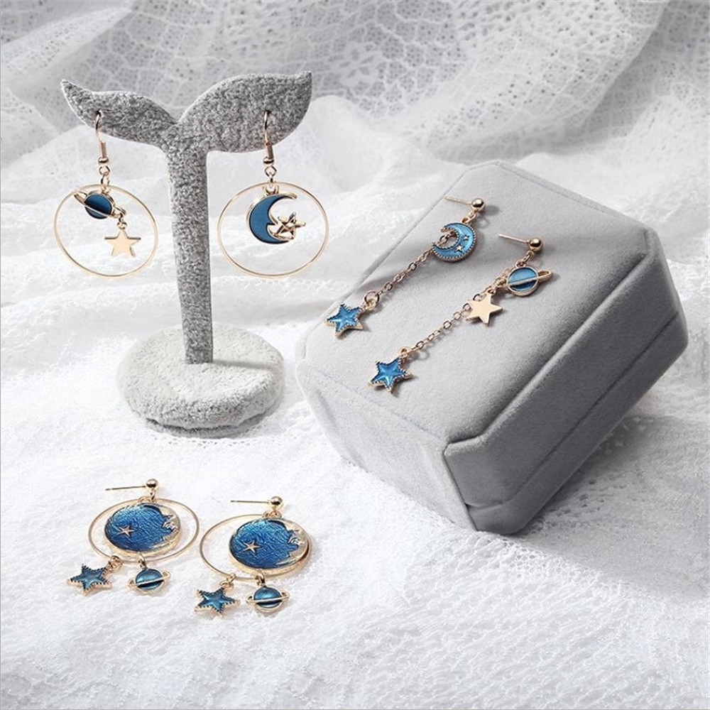 Khuyên tai hợp kim hình sao và trăng độc đáo cho nữ