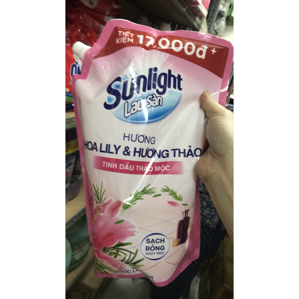 Nước lau sàn Sunlight Tinh Dầu Thảo Mộc Lily Hương Thảo túi 2kg