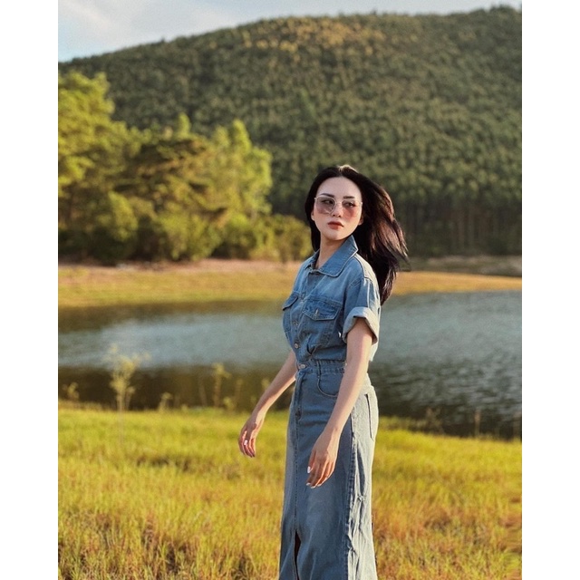 VÁY DENIM CỔ BẺ DÁNG DÀI