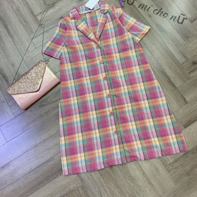 VÁY KẺ HỒNG CỰC XINH