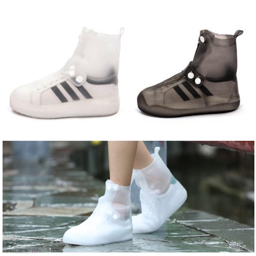 Giày boot cổ cao đi mưa loại tốt, đế bám chống trơn trượt bảo vệ giày da, skeaker