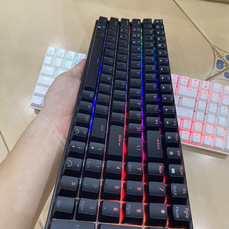 Bàn phím cơ RK ROYAL KLUDGE RK100 RGB kết nối 3 chế độ 2.4G không dây / Bluetooth / có dây RGB, 100 phím cho Win / Mac