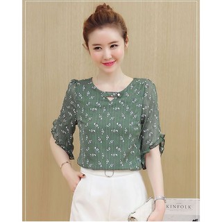 Áo Kiểu Tay Loe Hoa Nhí Dễ Thương