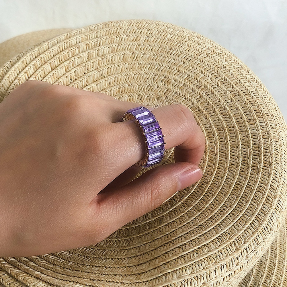 Nhẫn Đính Đá Toàn Bộ Mặt Vuông Sang Trọng Cho Nữ