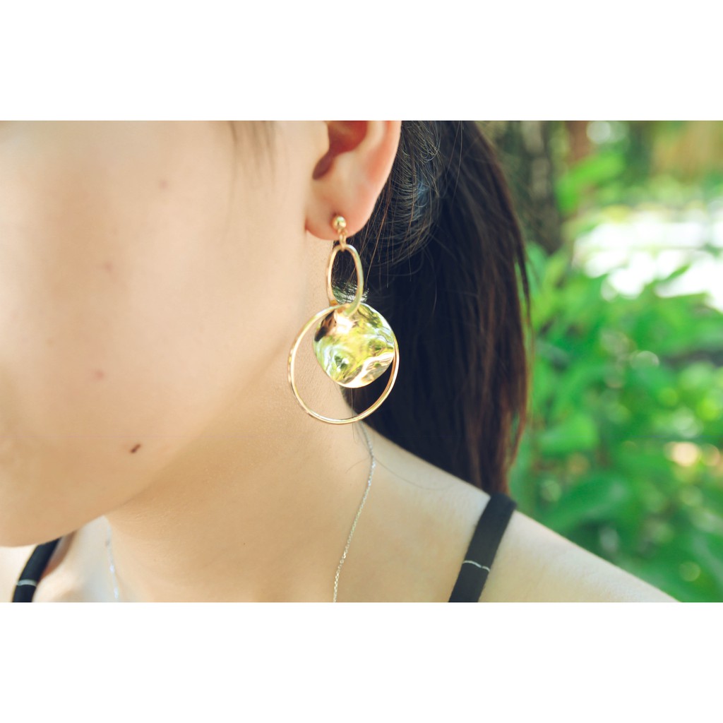 Khuyên tai Golden Earing