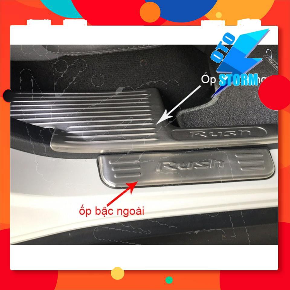 Ốp Bậc Cửa, Nẹp Bước Chân Toyota Rush 2018 2019 2020 mẫu inox Cao Cấp trang trí chống xước bậc cửa xe