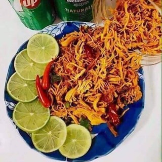 Combo khô gà, heo khô, cơm cháy