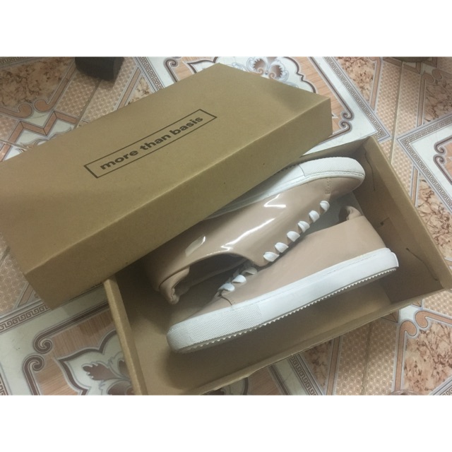 Giày sneaker ASOS nữ da bóng