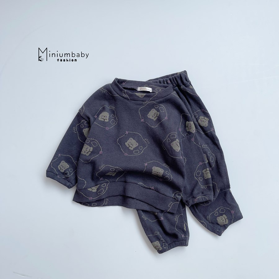 Bộ đồ dài tay quần dài in gấu thu đông cho bé gái/ trai chất liệu tổ ong, set quần áo trẻ em miniumbabyfashion SB1312