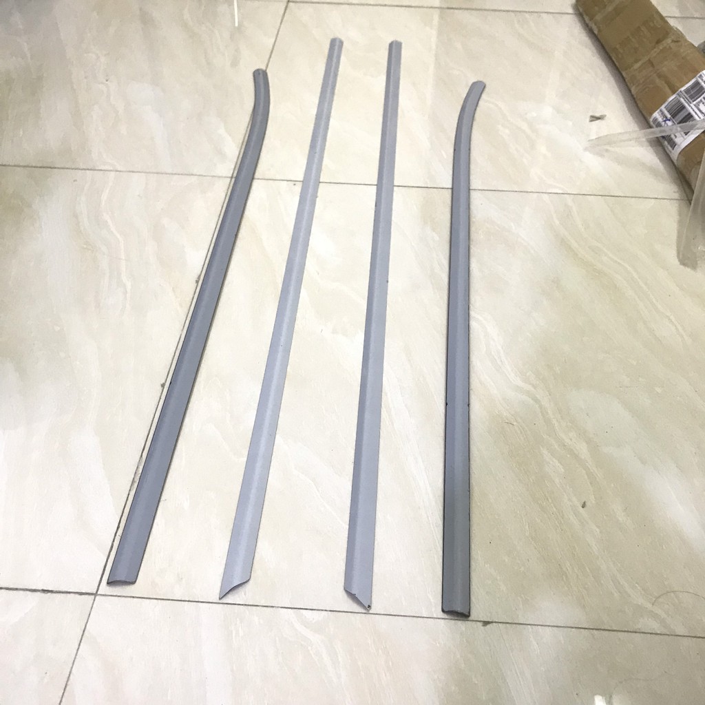 Bộ ốp nẹp viền chân kính Inox xe Kia Forte các đời 2007 đến 2013