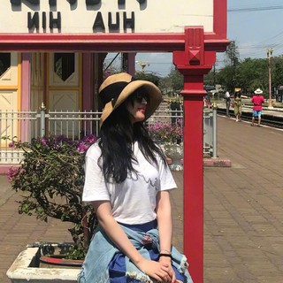 Mũ Cói Vành Cụp Nơ Đen Đi Biển