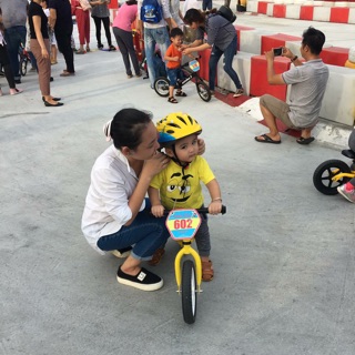 Xe thăng bằng Ander Pro tặng Sách cho bé iu