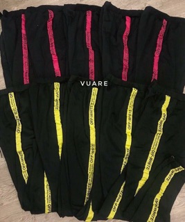 Quần sọc OFF-WHITE freesize <65kg 💕💕💕