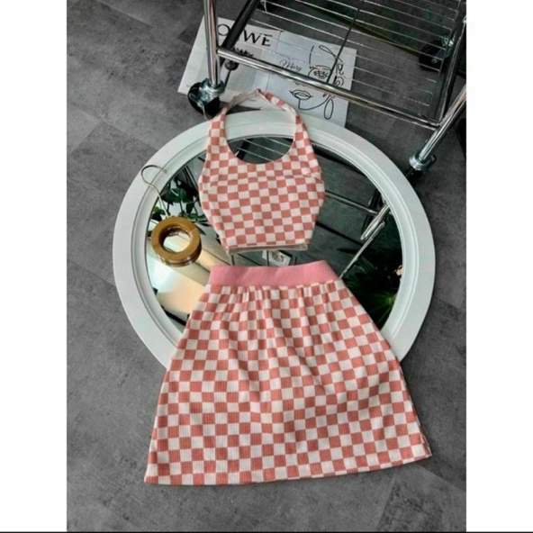 Set bộ áo thun 2 dây croptop chân váy A họa tiết caro xinh MK60