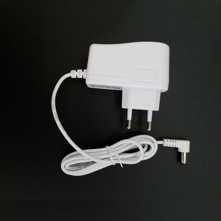 Máy Khuếch Tán Tinh Dầu Siêu Âm Loại Lớn Kèm Sạc Adapter, có điều khiển từ xa