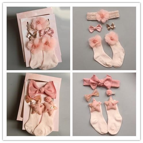 Bộ phụ kiện tóc kèm vớ nhiều kiểu dáng xinh xắn dành cho bé gái