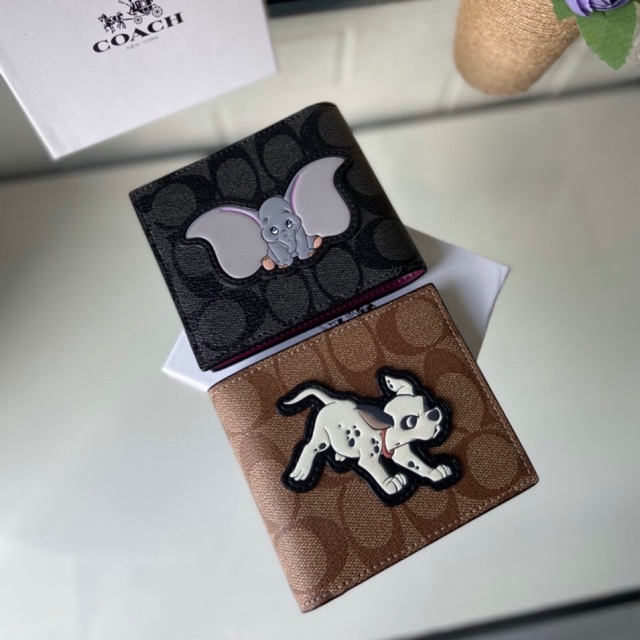 VÍ COACH NAM DISNEY