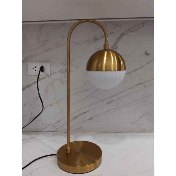Ảnh thật - Đèn bàn decor, đèn trang trí cao cấp - BH 2 năm, tặng kèm bóng led; đèn bàn học, đèn tap gường trang trí