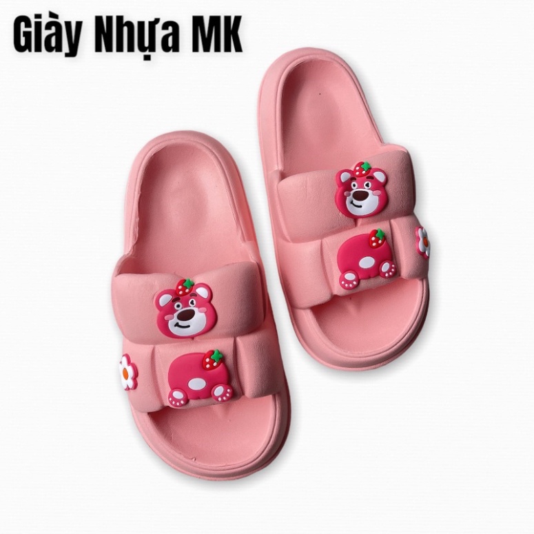 Dép bánh mỳ nữ quai ngang ô vuông đính sticker gấu hồng siêu cute mang êm chân mềm nhũn siêu bền - DL160