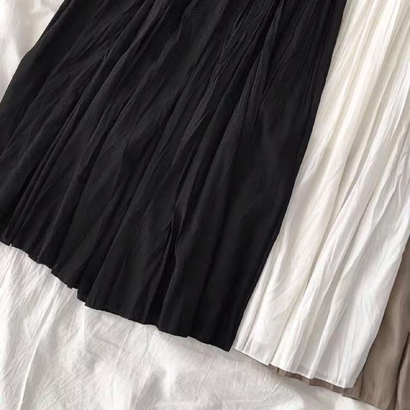 CHÂN VÁY XẾP LY NHĂN TRẺ TRUNG