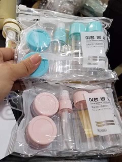 Bộ chiết mỹ phẩm Hàn Quốc