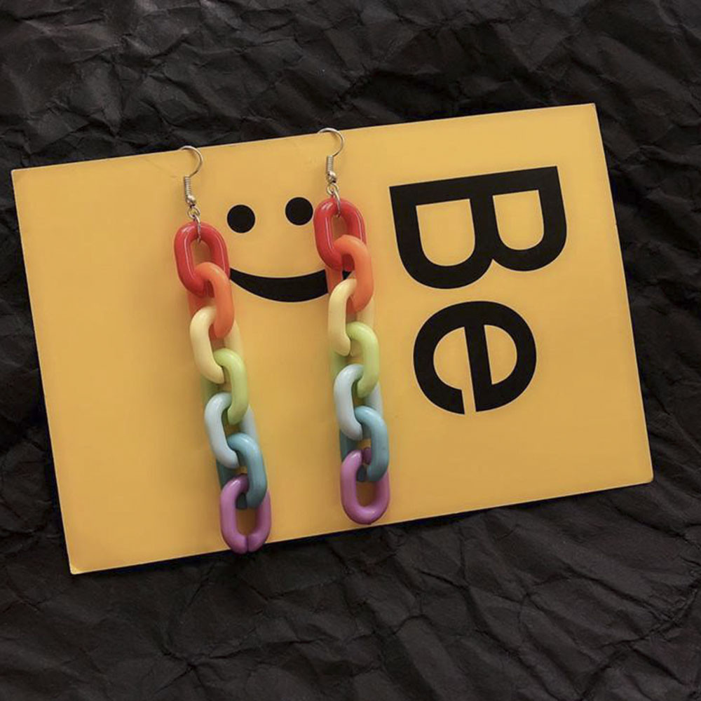 Khuyên Tai Dáng Dài Phối Dây Xích Màu Sắc Cầu Vồng Độc Đáo