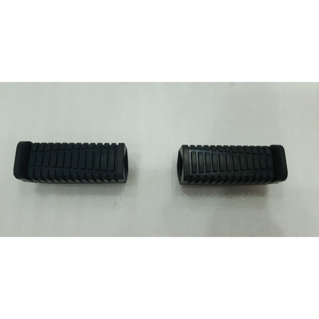 Cao su gác chân sau Yamaha