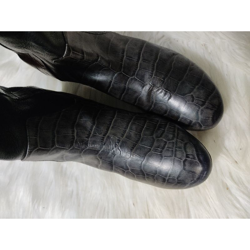 Bốt da thật size 37