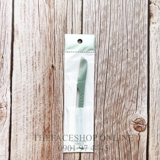 Dao cạo lông mày Daily Beauty Tools Folding Eyebrow Trimmer The Face Shop (2 cái/túi)