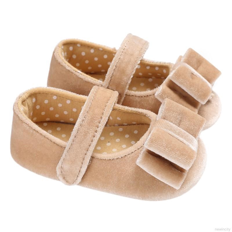 Giày công chúa vải nhung phối nơ xinh xắn dành cho bé gái