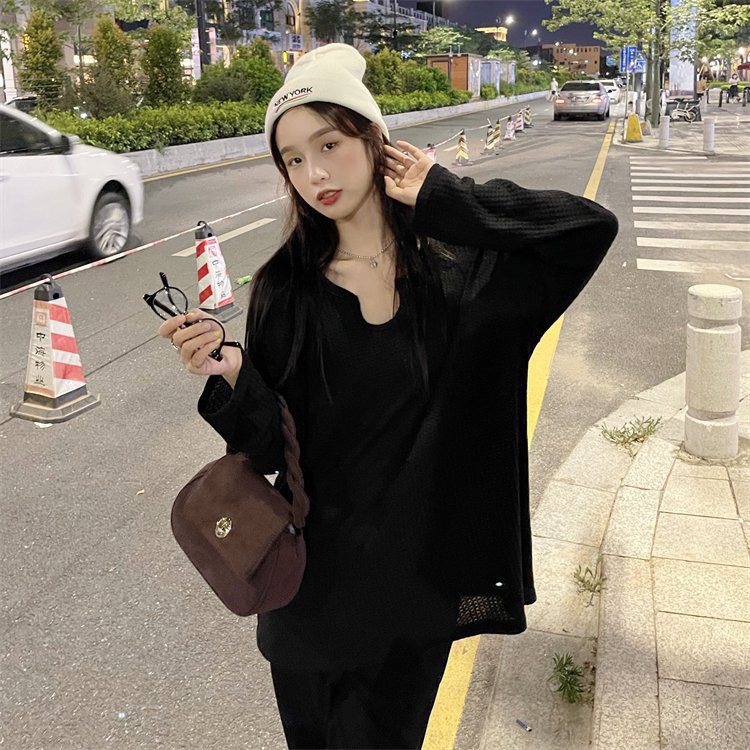 Áo Nữ, Áo Thun Tổ Ong Cổ Khoét Dáng Suông 4 Màu Cực Xinh | BigBuy360 - bigbuy360.vn