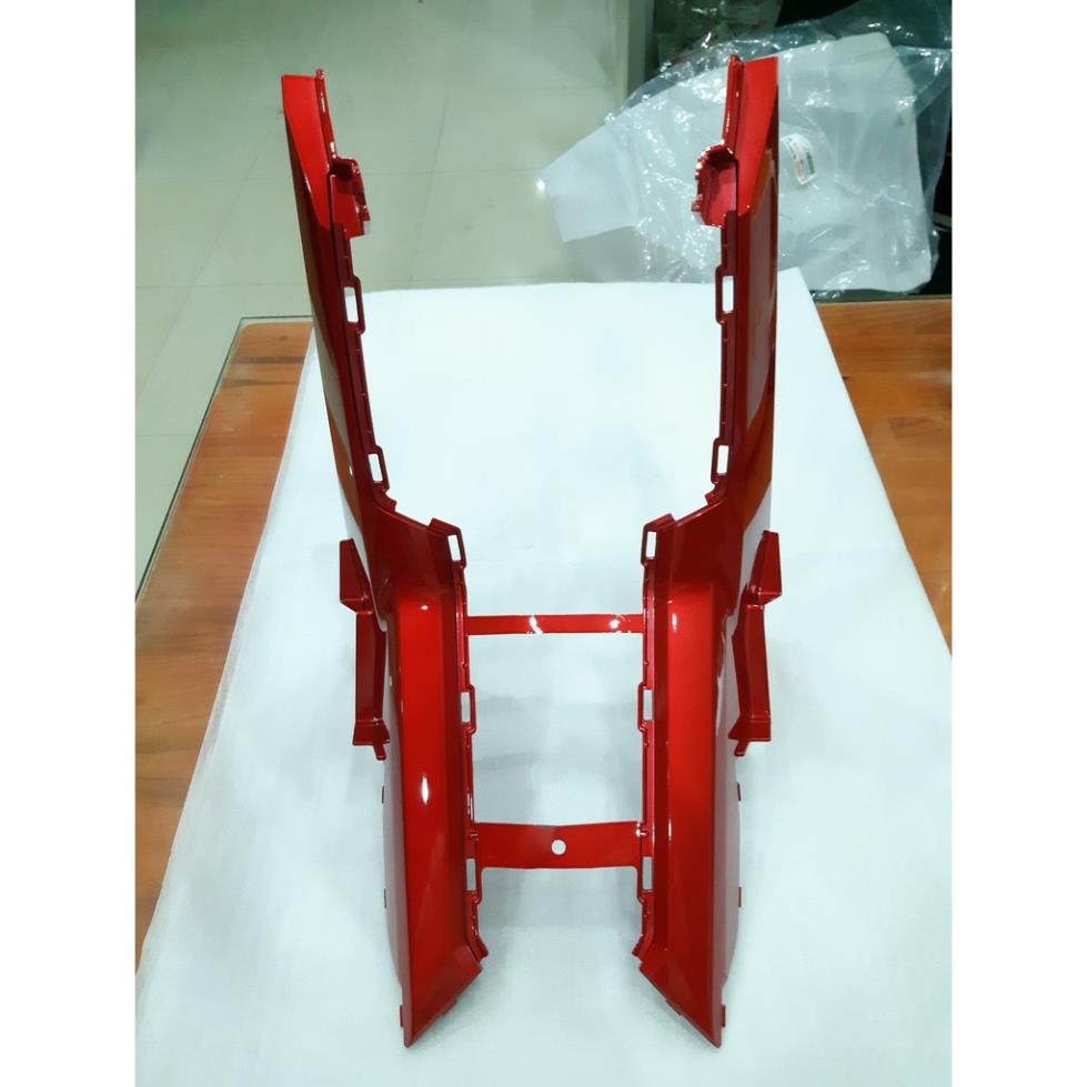 Ốp bảo vệ (Ốp yếm) đỏ Exciter 150 Yamaha