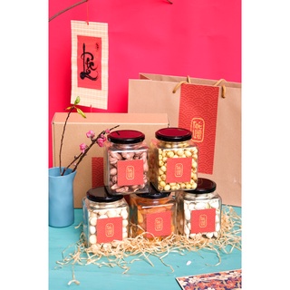 Set quà tết Tứ Hạt