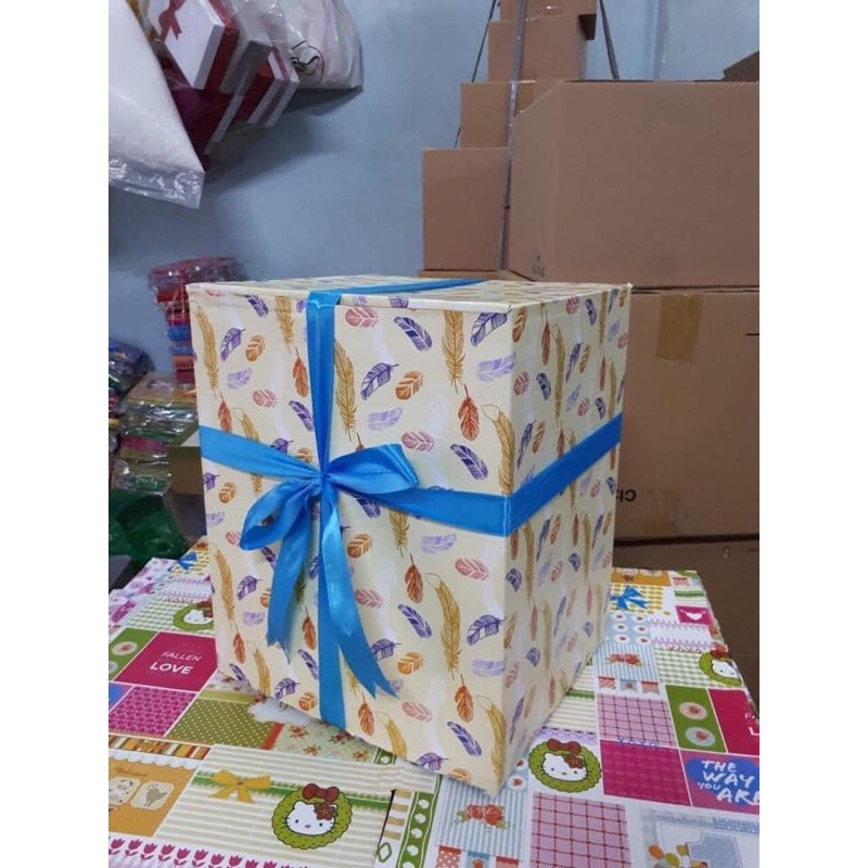 Hộp quà thùng carton 30x40 cao 30cm/80k