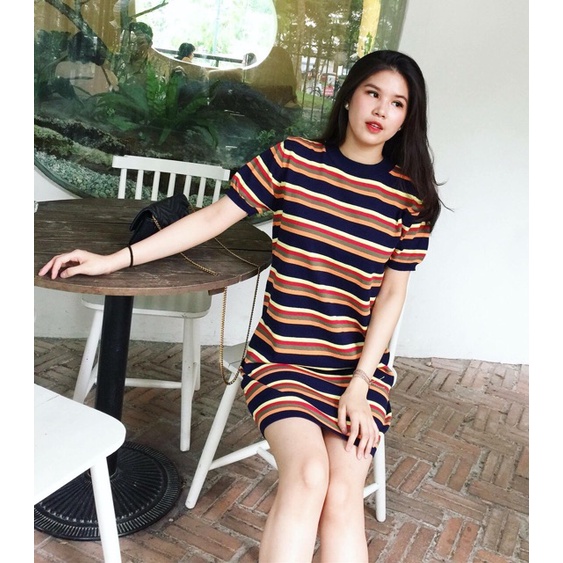 Váy Body Họa Tiết Nàng Ong Sang Chảnh