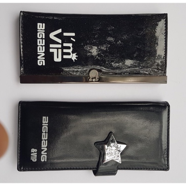 Combo 2 ví cầm tay kpop