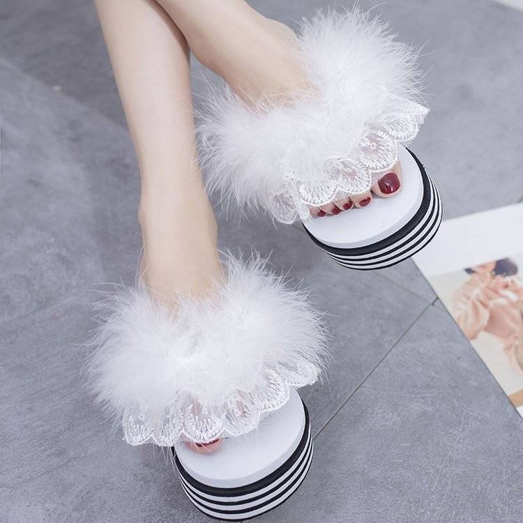 Giày Sandal Đế Xuồng Mềm Dây Vàng Phong Cách Mới