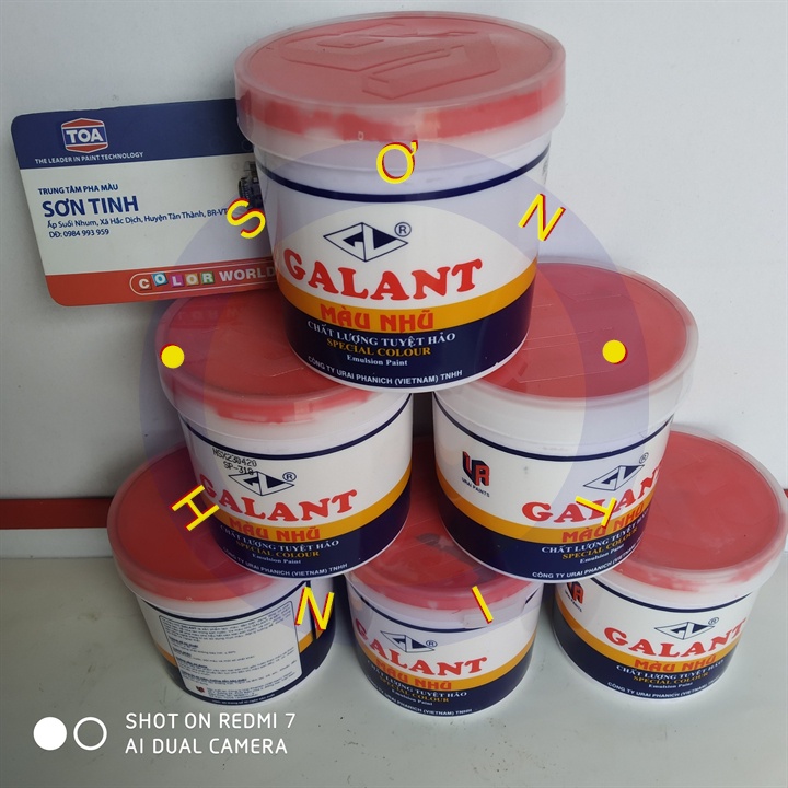 Màu nhũ Galant, ve màu đỏ 225ml