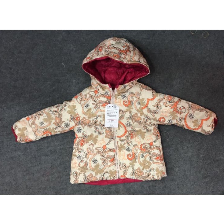 Sale lỗ Áo phao bé gái Zara 2 mặt size 9m - 4y cho bé 9-16kg. Với một mặt trơn, 1 mặt hoa cho bé 2 lựa chọn mặc