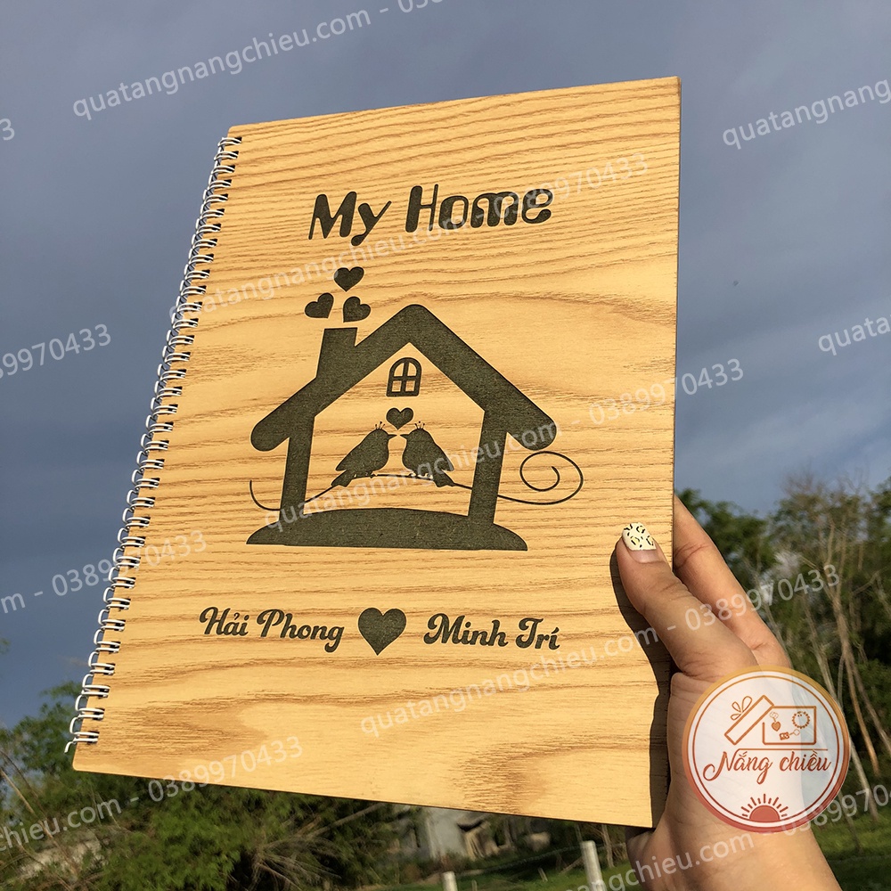 Sổ album bìa gỗ ghi chép kỉ niệm của gia đình - Kích thước 20x30cm - Ruột sổ 100 trang dày dặn